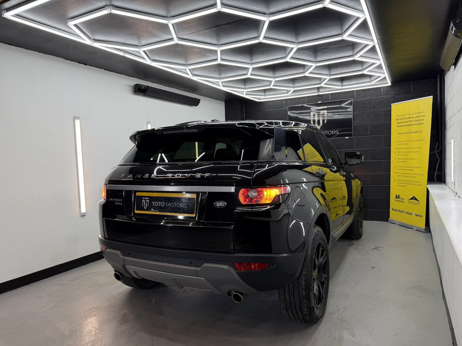 Used Land Rover Range Rover Evoque 2013 for sale - 77802639: Photo 8