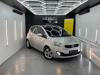 2012 - 1.6 CRDi EcoDynamics 3 5-Door