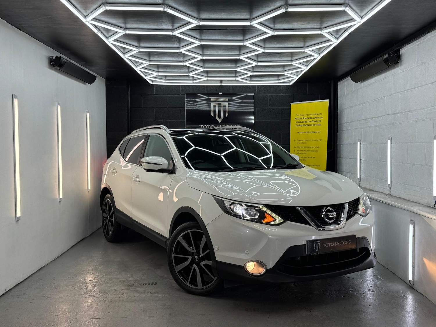 Used Nissan Qashqai 2014 for sale - 76142534: Photo 1
