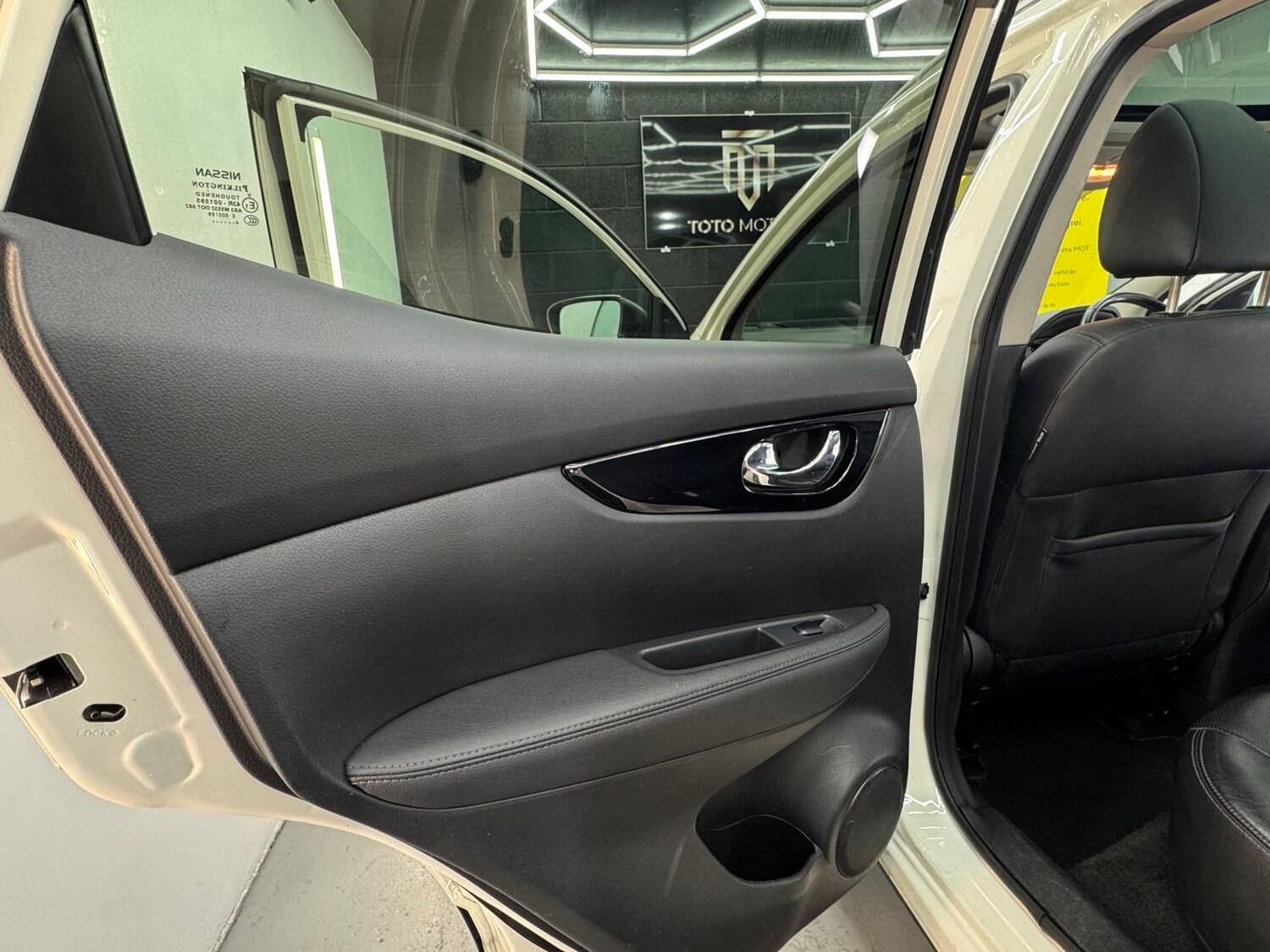 Used Nissan Qashqai 2014 for sale - 76142534: Photo 35