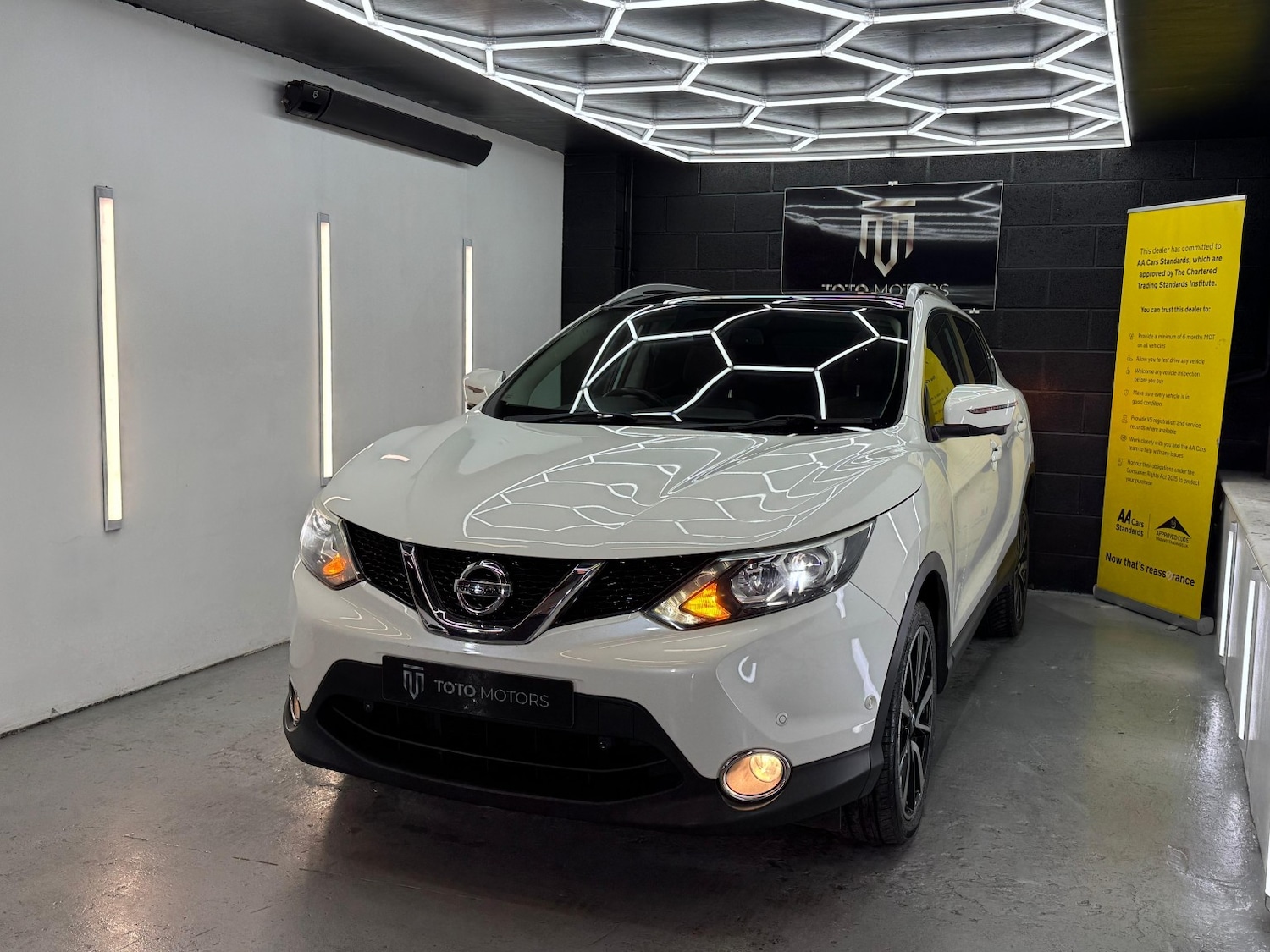 Used Nissan Qashqai 2014 for sale - 76142534: Photo 4