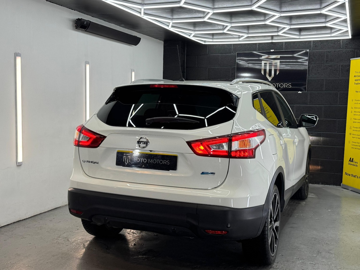 Used Nissan Qashqai 2014 for sale - 76142534: Photo 8
