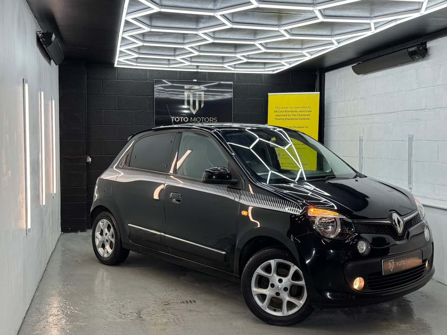 Used Renault Twingo 2015 for sale - 76751897: Photo 7