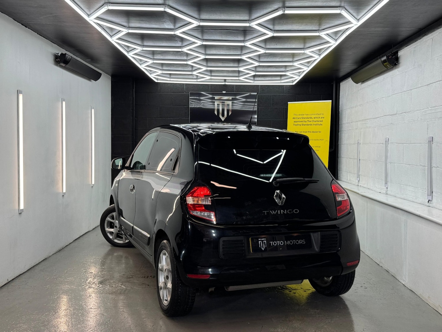 Used Renault Twingo 2015 for sale - 76751897: Photo 9