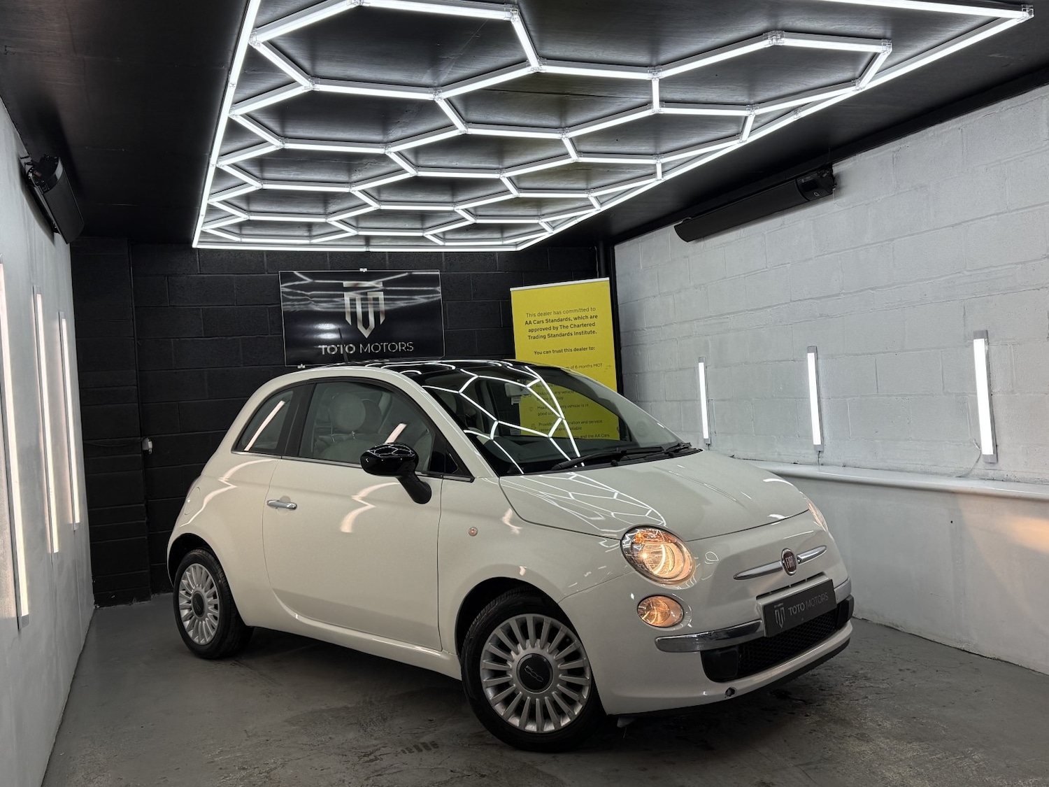 Used Fiat 500 2015 for sale - 77558493: Photo 8