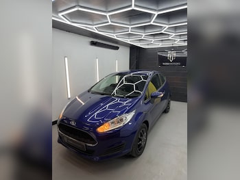 Used Ford Fiesta 2016 for sale - 78025805: Photo