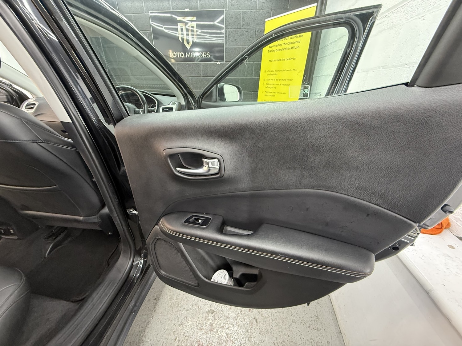 Used Jeep Compass 2018 for sale - 77310724: Photo 24