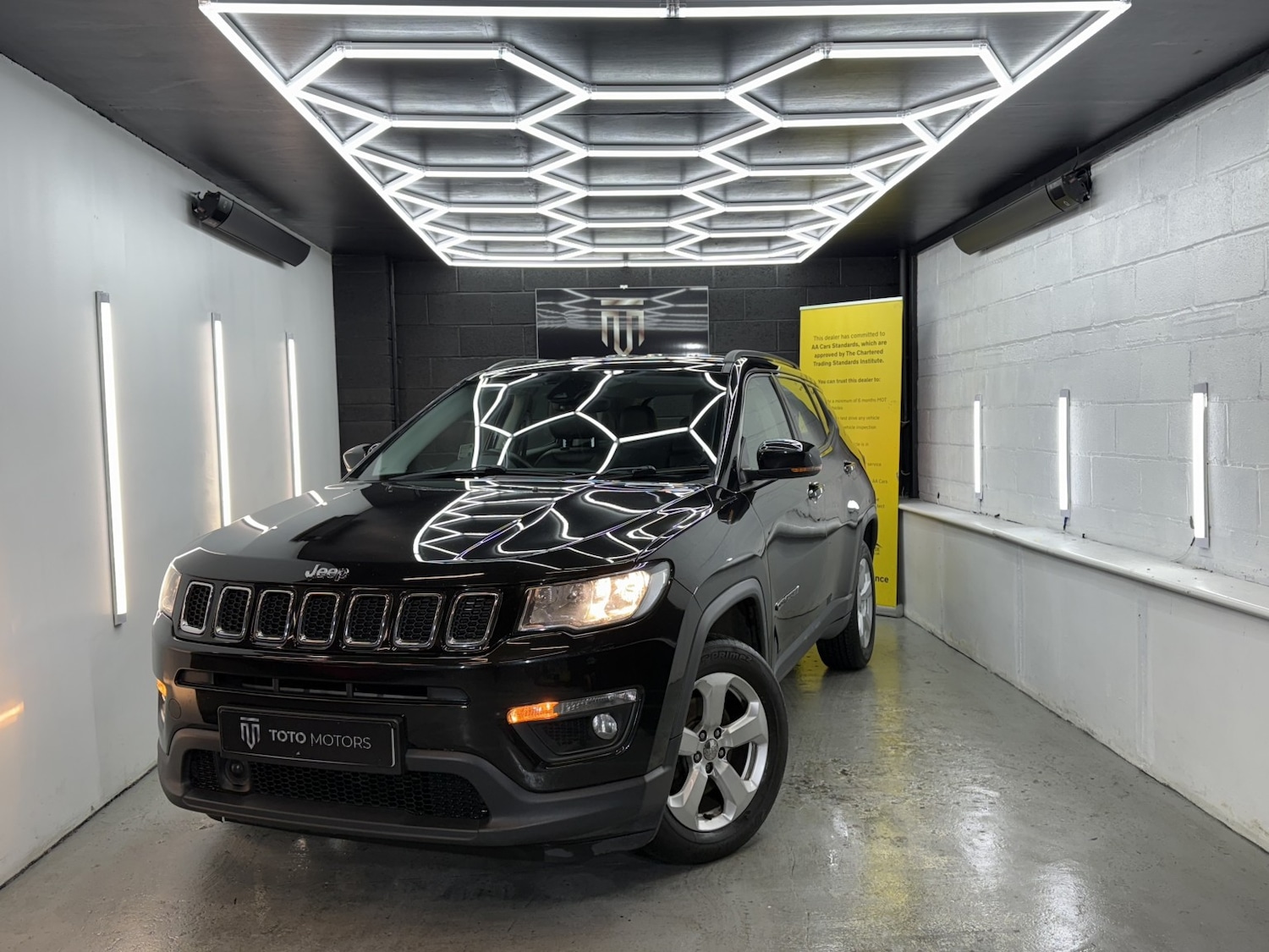 Used Jeep Compass 2018 for sale - 77310724: Photo 3