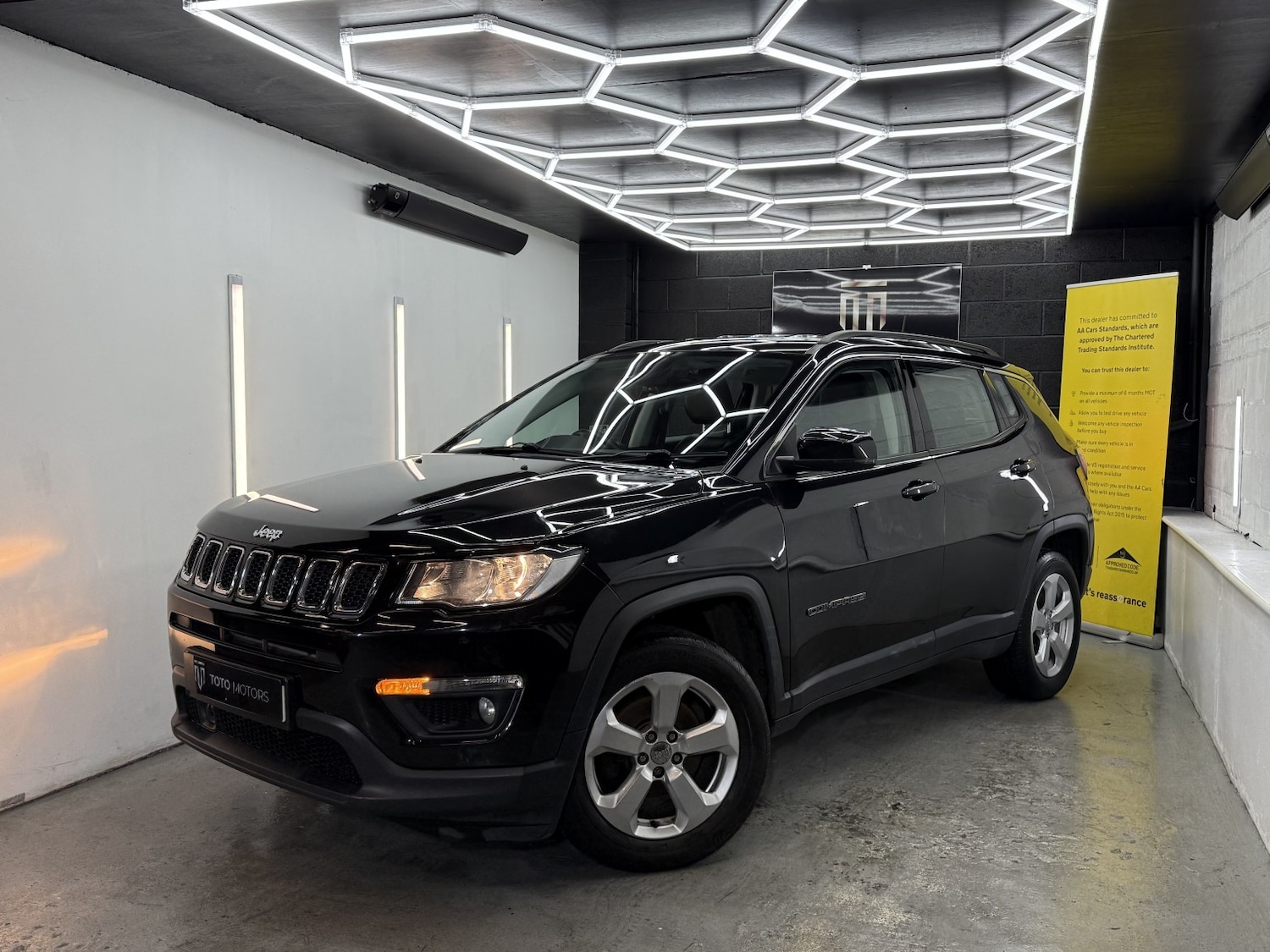 Used Jeep Compass 2018 for sale - 77310724: Photo 4