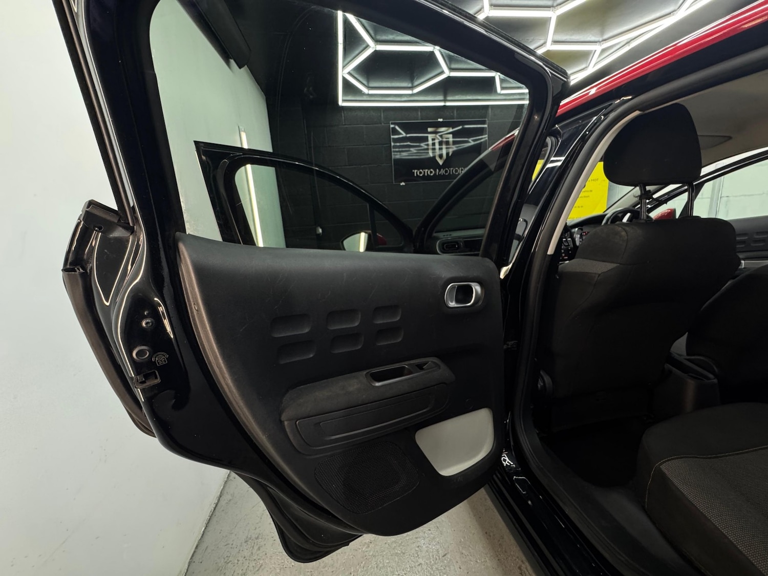 Used Citroen C3 2017 for sale - 77145165: Photo 32