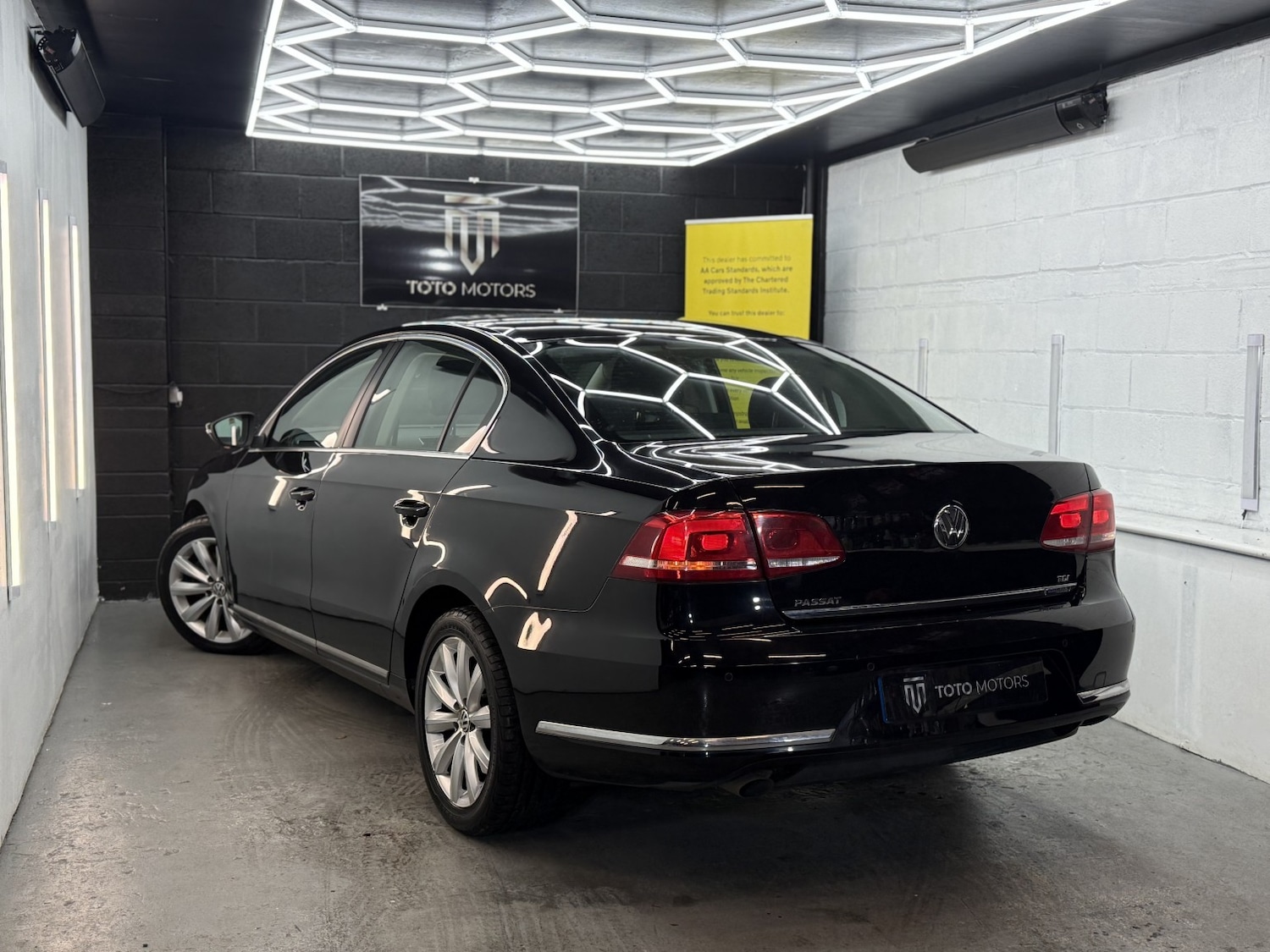 Used Volkswagen Passat 2013 for sale - 77241861: Photo 10