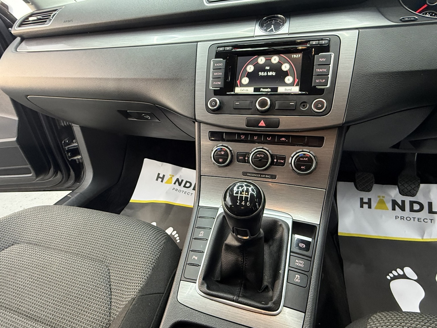 Used Volkswagen Passat 2013 for sale - 77241861: Photo 19