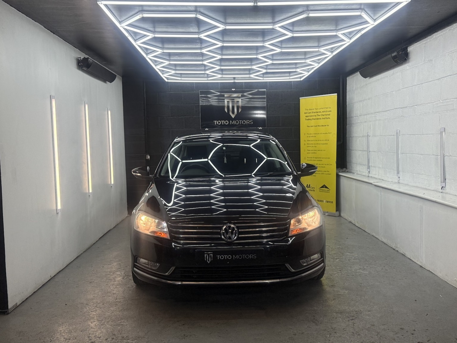 Used Volkswagen Passat 2013 for sale - 77241861: Photo 2