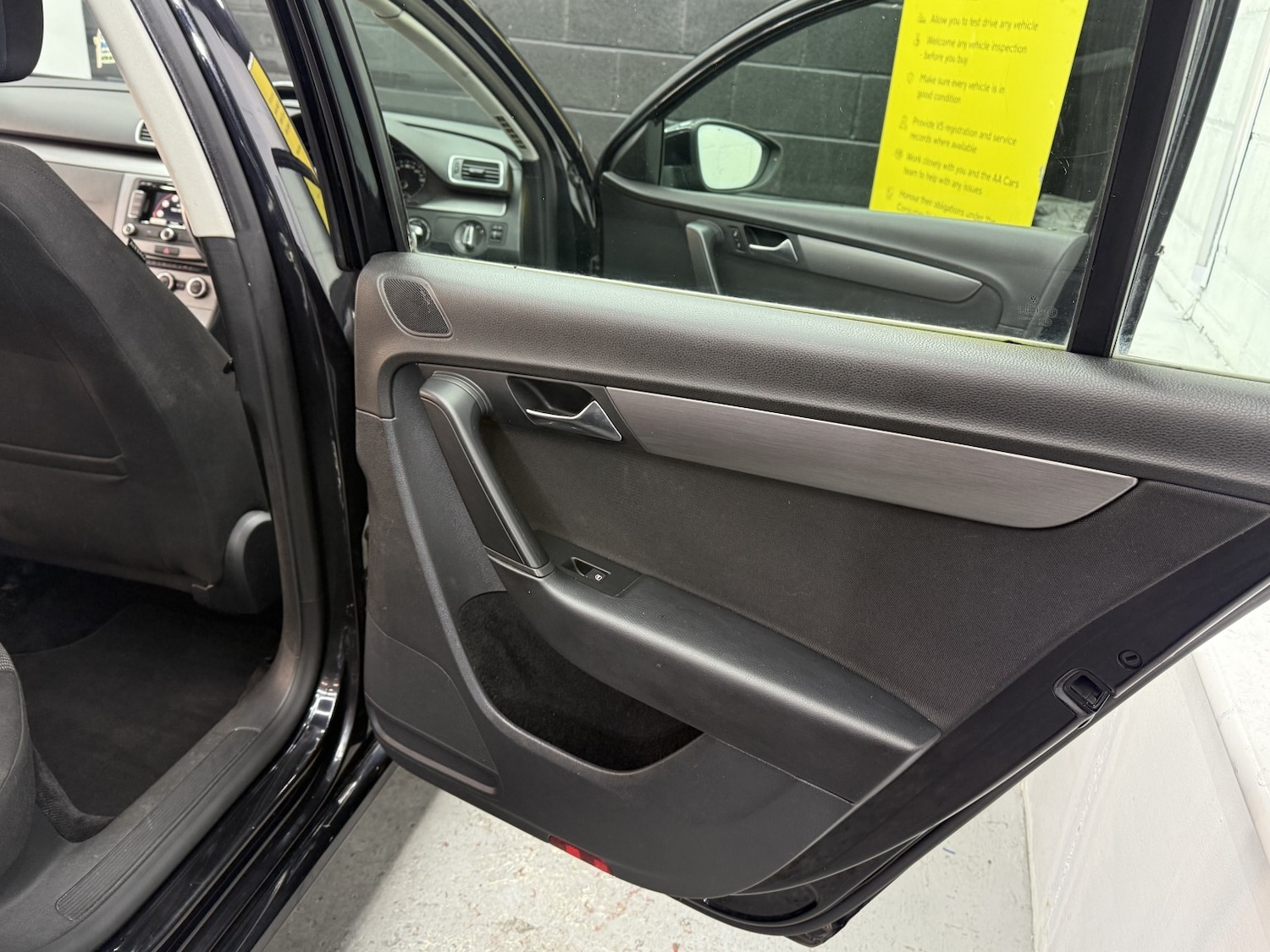 Used Volkswagen Passat 2013 for sale - 77241861: Photo 23