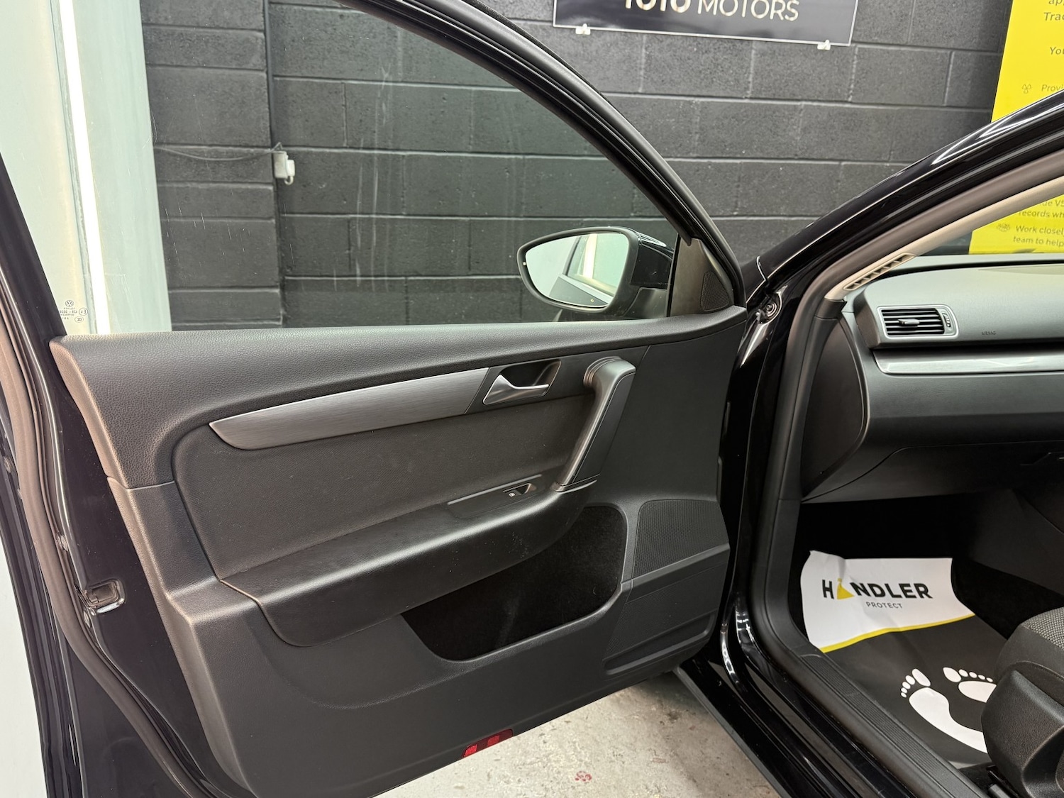 Used Volkswagen Passat 2013 for sale - 77241861: Photo 33