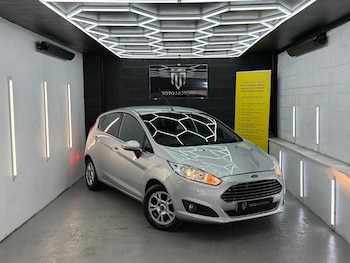 Used Ford Fiesta 2013 for sale - 76040982: Photo