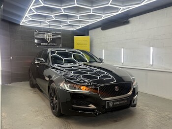 Used Jaguar XE 2017 for sale - 77562545: Photo