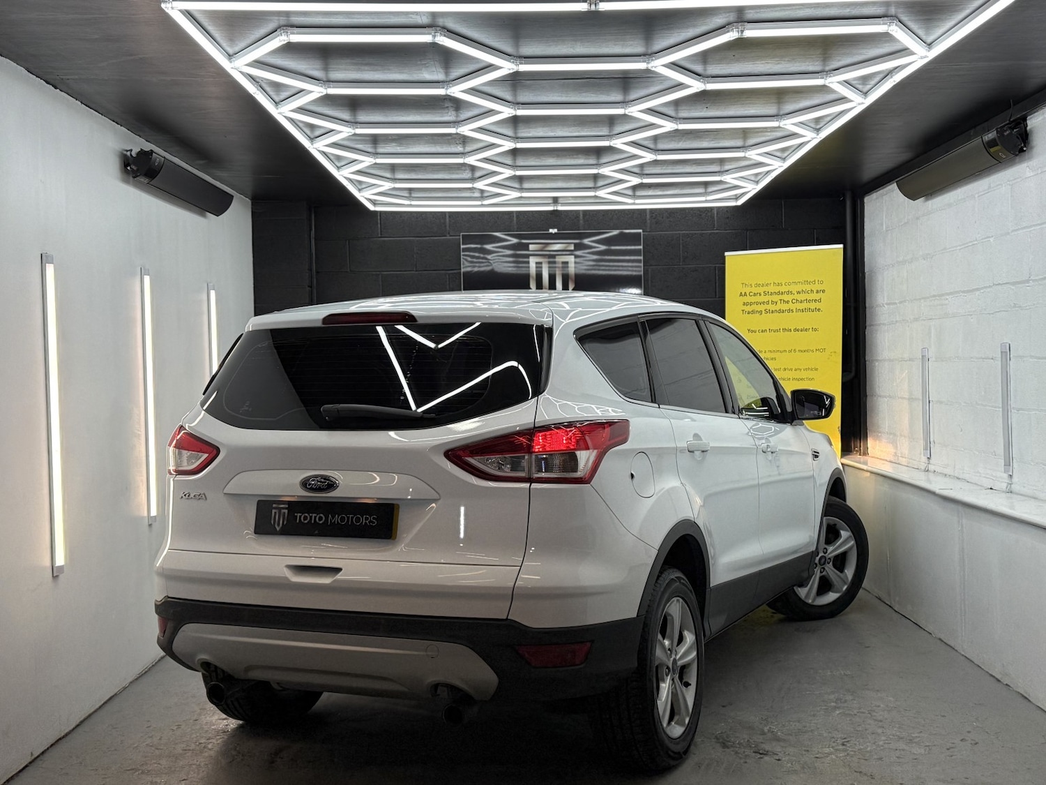 Used Ford Kuga 2014 for sale - 76643443: Photo 13