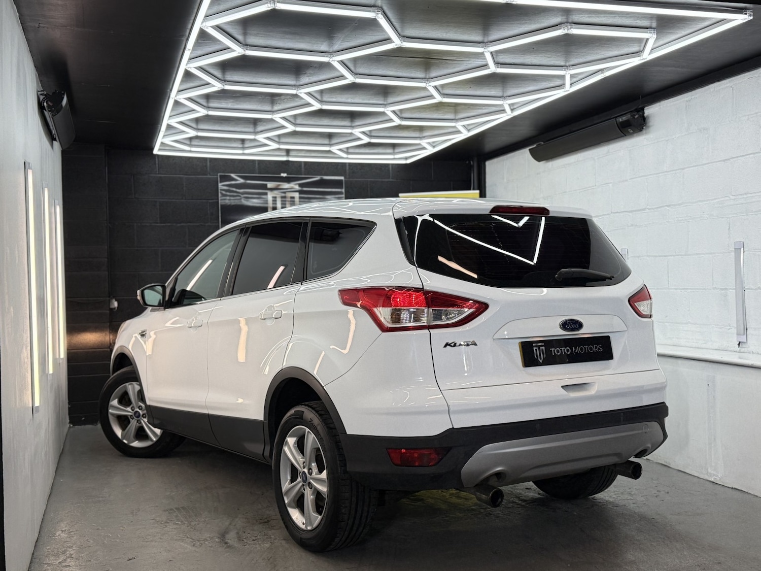 Used Ford Kuga 2014 for sale - 76643443: Photo 18