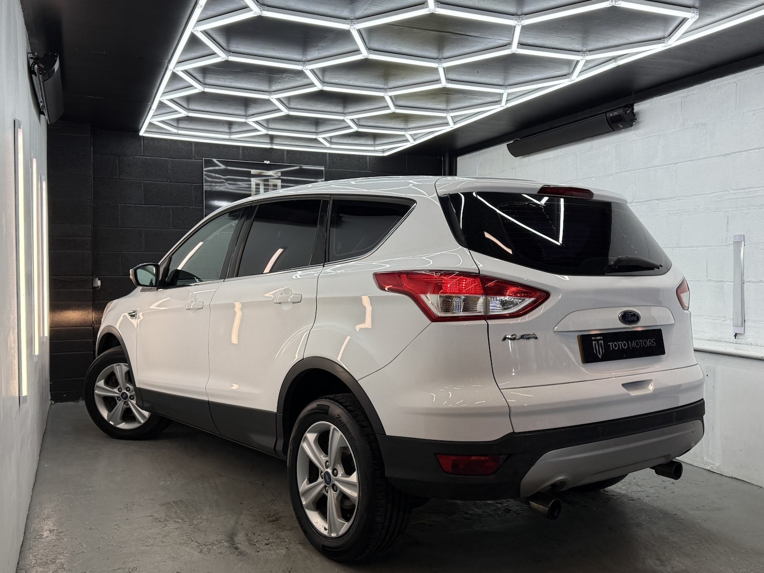 Used Ford Kuga 2014 for sale - 76643443: Photo 19