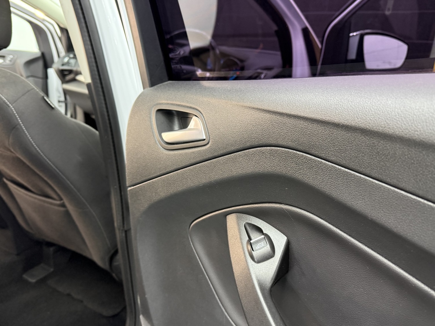 Used Ford Kuga 2014 for sale - 76643443: Photo 34