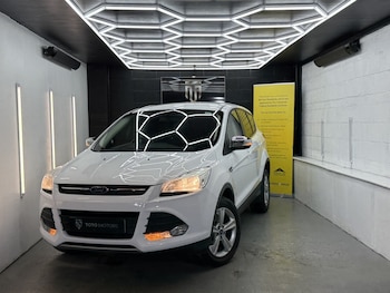 Used Ford Kuga 2014 for sale - 76643443: Photo