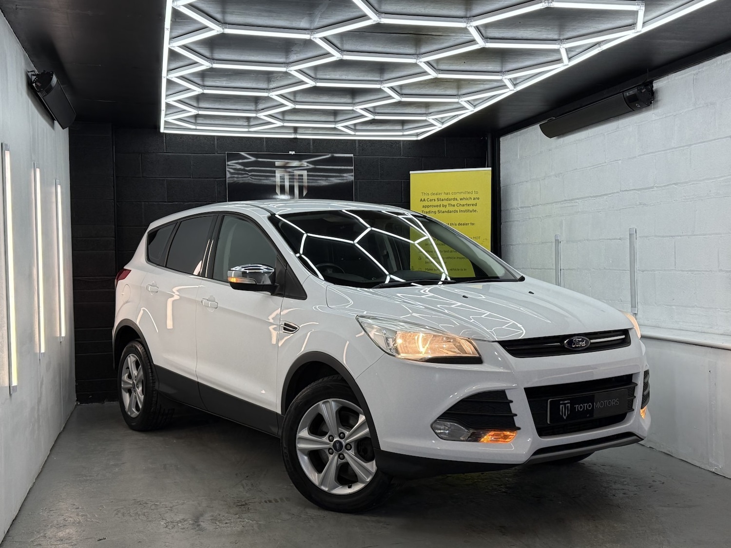 Used Ford Kuga 2014 for sale - 76643443: Photo 7