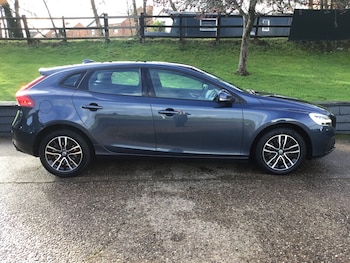 Used Volvo V40 2016 for sale - 77353657: Photo