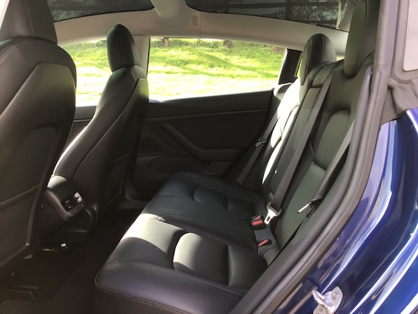 Used Tesla Model 3 2019 for sale - 73874973: Photo 15