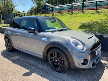 Used MINI Hatch 2018 for sale - 78953199: Photo