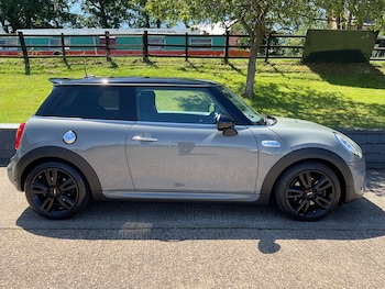 Used MINI Hatch 2018 for sale - 78953199: Photo