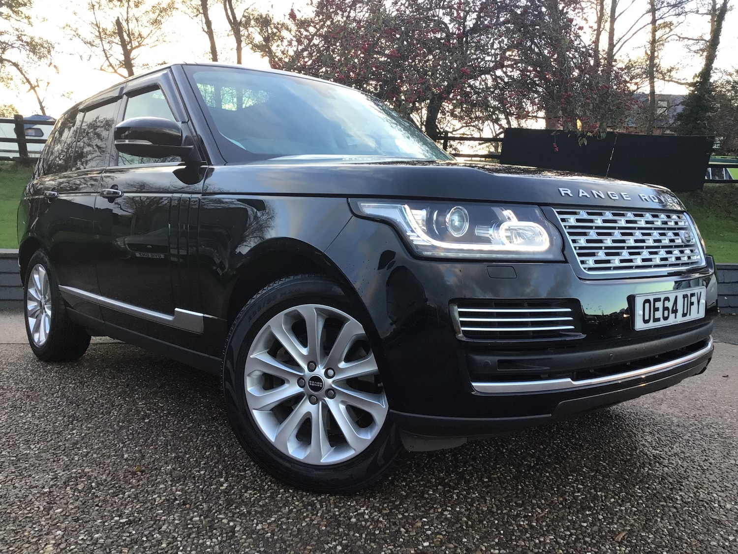 Used Land Rover Range Rover 2014 for sale - 76625178: Photo 1