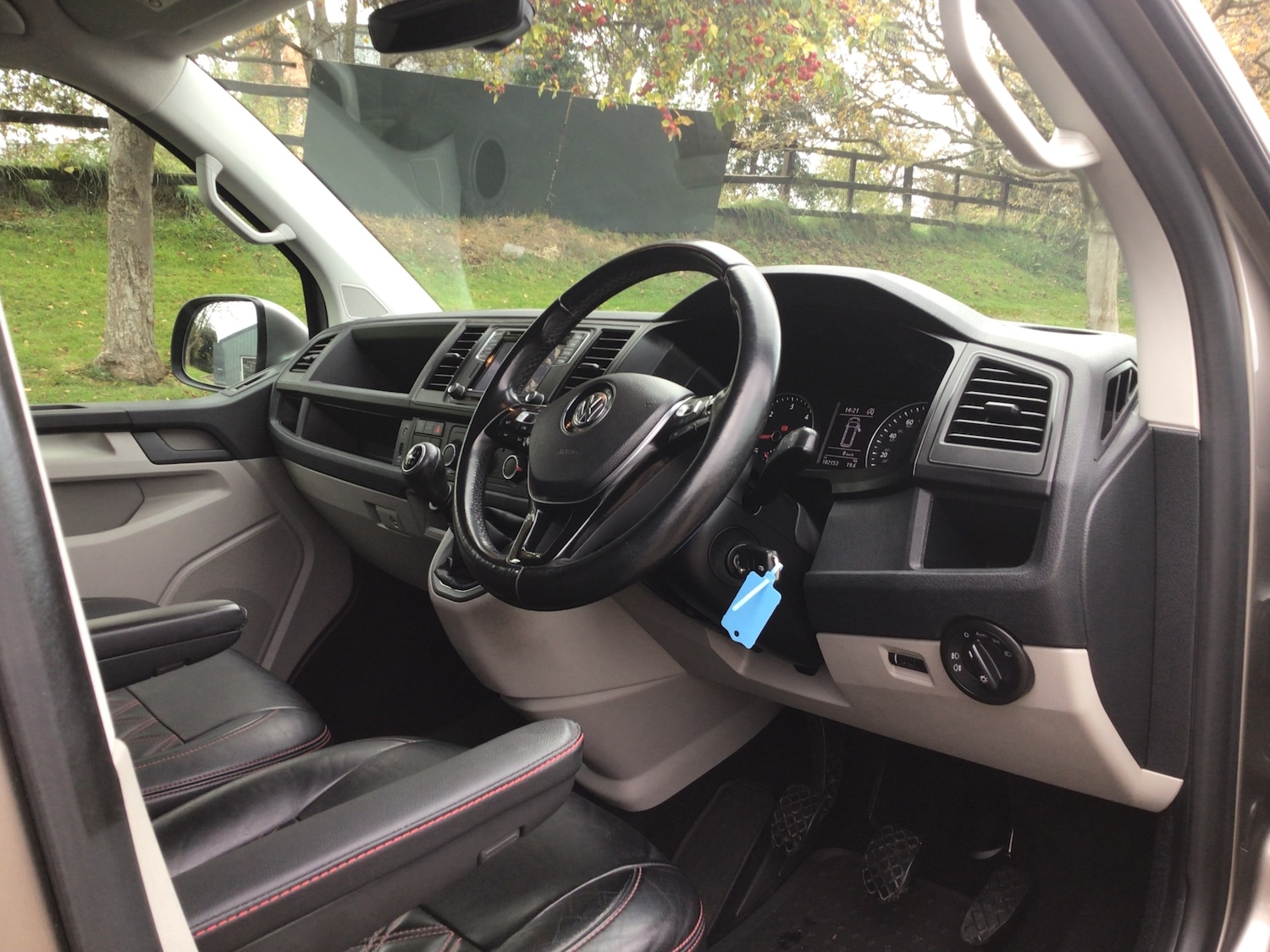 Used Volkswagen Transporter 2017 for sale - 76450404: Photo 11