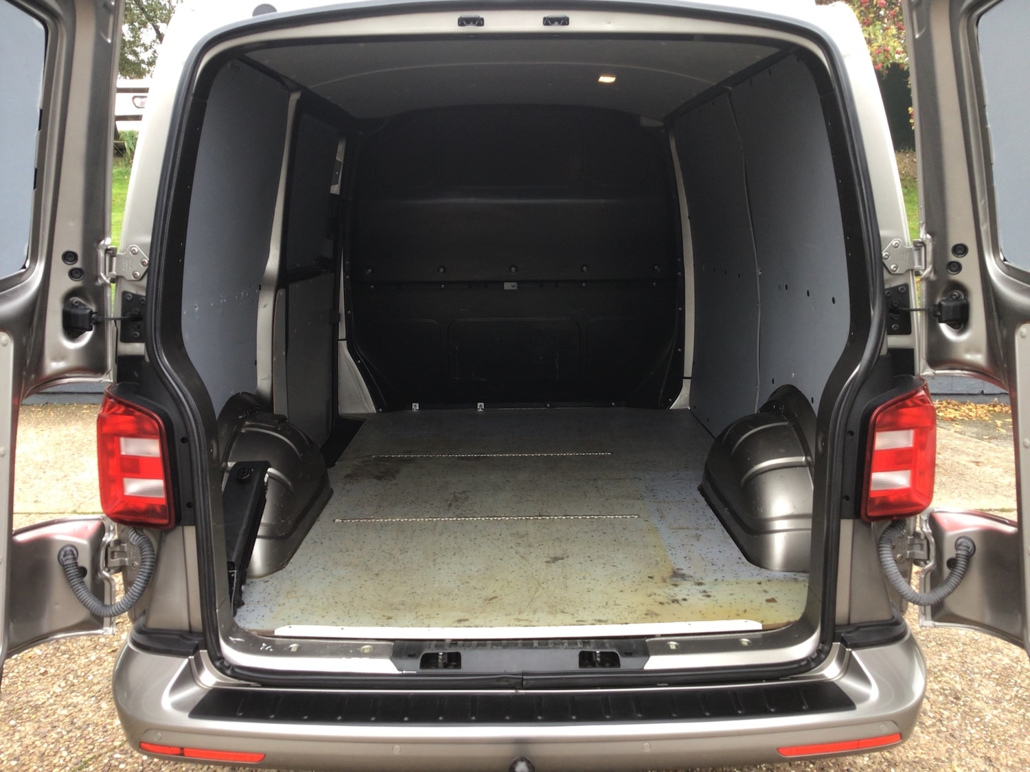 Used Volkswagen Transporter 2017 for sale - 76450404: Photo 12