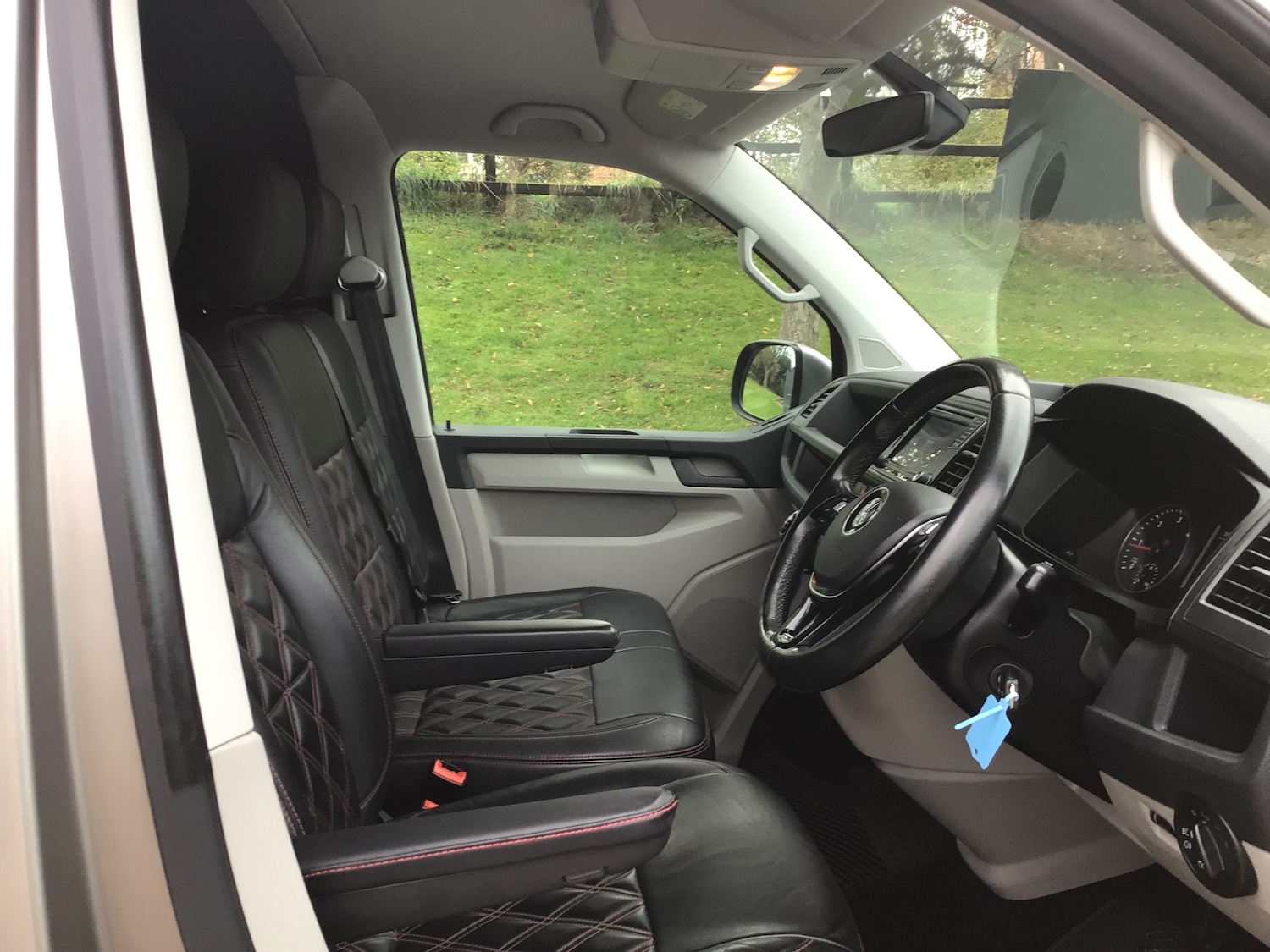 Used Volkswagen Transporter 2017 for sale - 76450404: Photo 17