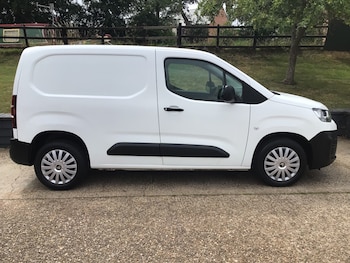 Used Citroen Berlingo 2019 for sale - 75442731: Photo