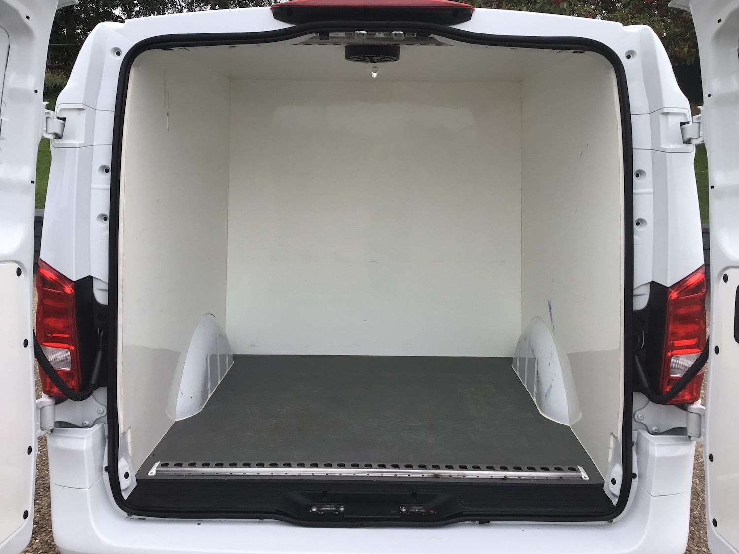 Used Mercedes-Benz Vito 2020 for sale - 76221673: Photo 12