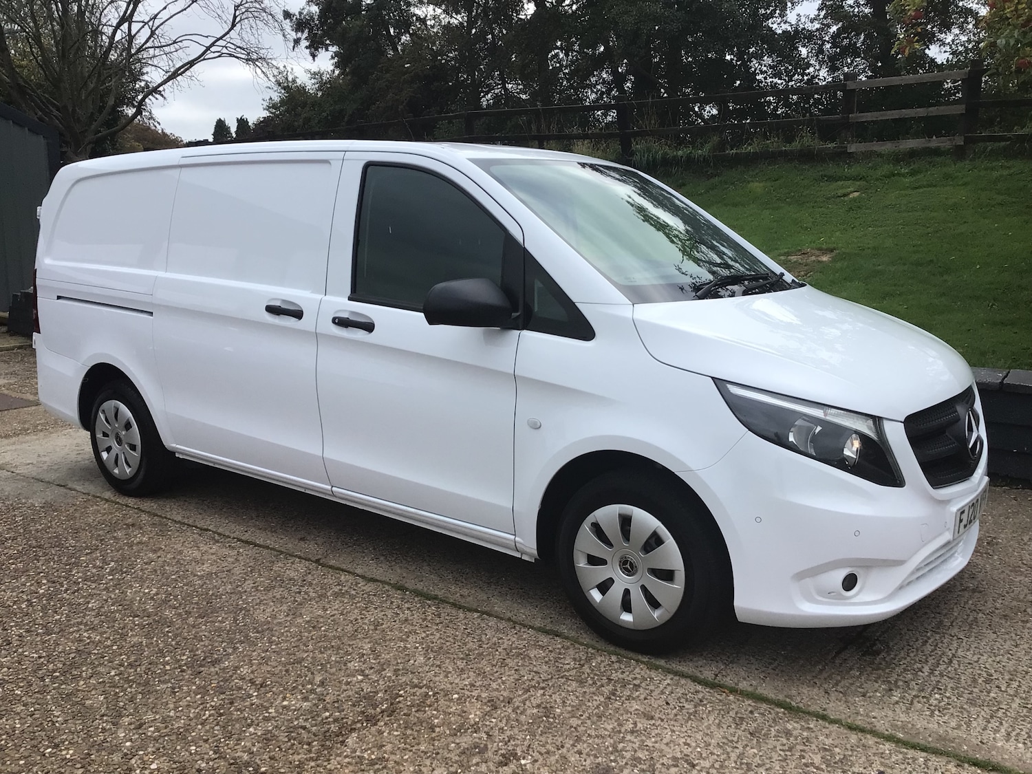 Used Mercedes-Benz Vito 2020 for sale - 76221673: Photo 2