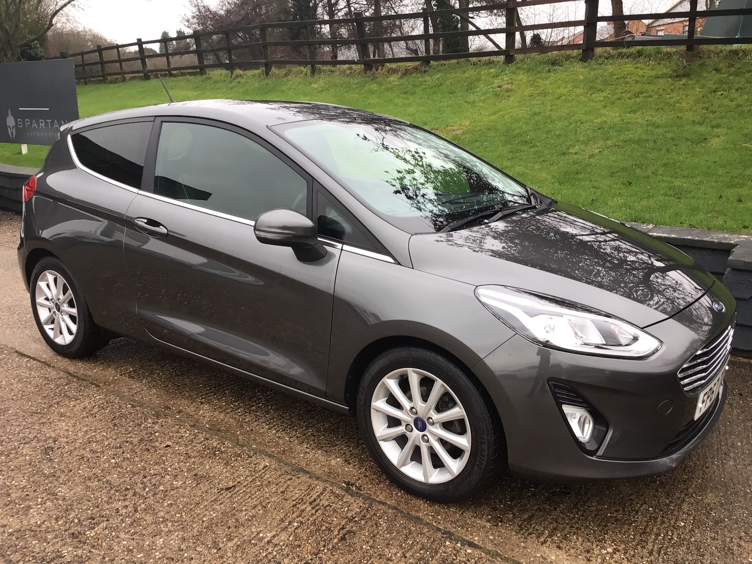 Used Ford Fiesta 2017 for sale - 77285531: Photo 2
