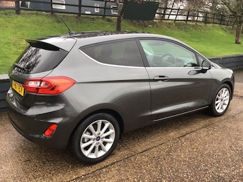 Used Ford Fiesta 2017 for sale - 77285531: Photo