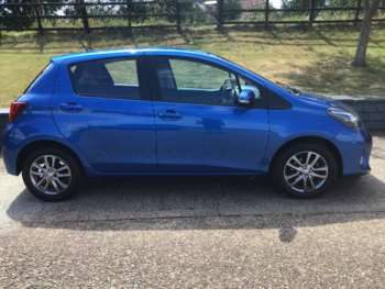 Used Toyota Yaris 2015 for sale - 75077230: Photo