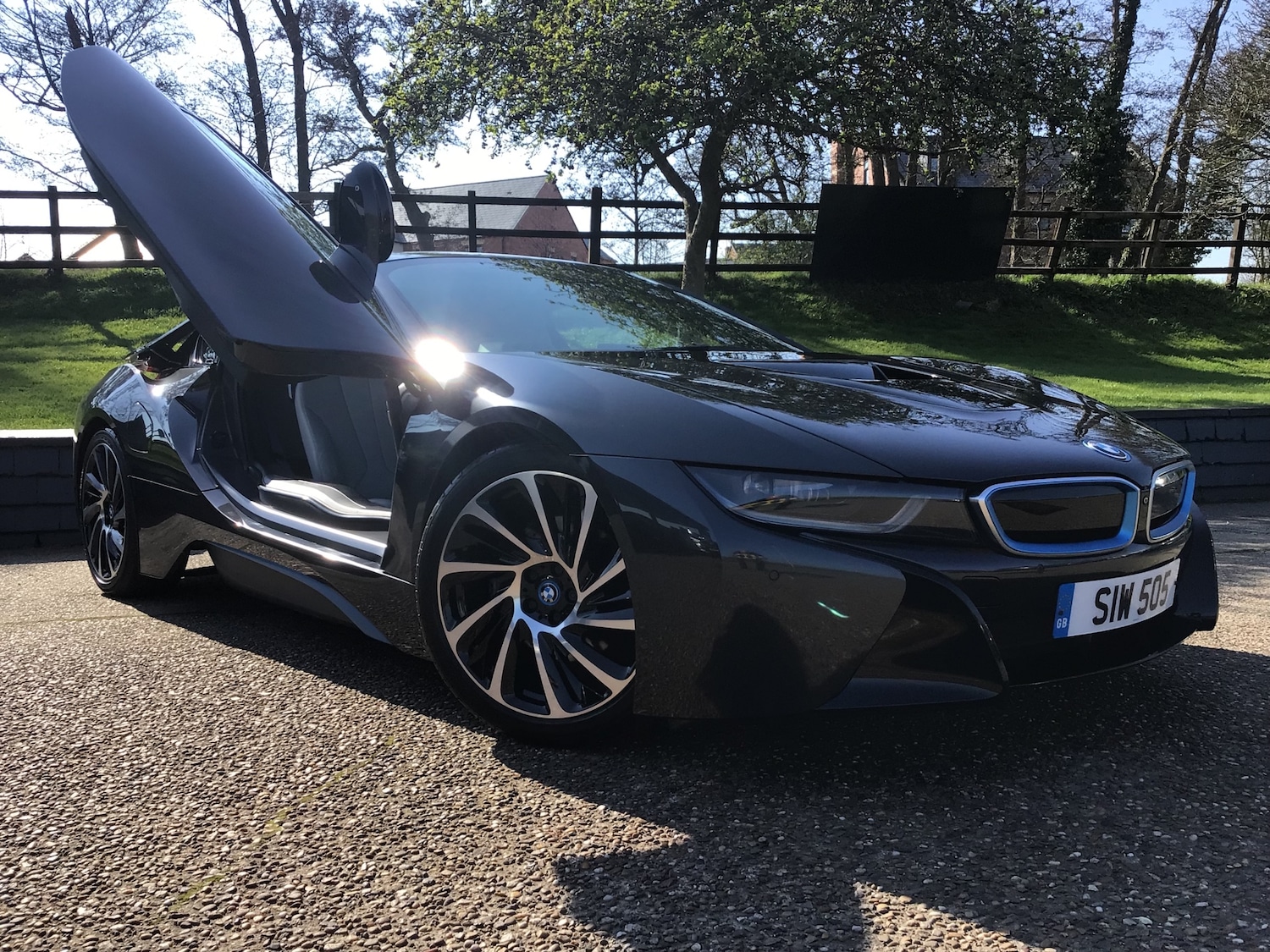 Used BMW i8 2015 for sale - 77965576: Photo 1