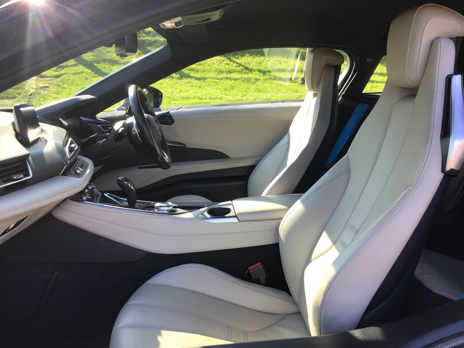 Used BMW i8 2015 for sale - 77965576: Photo 18