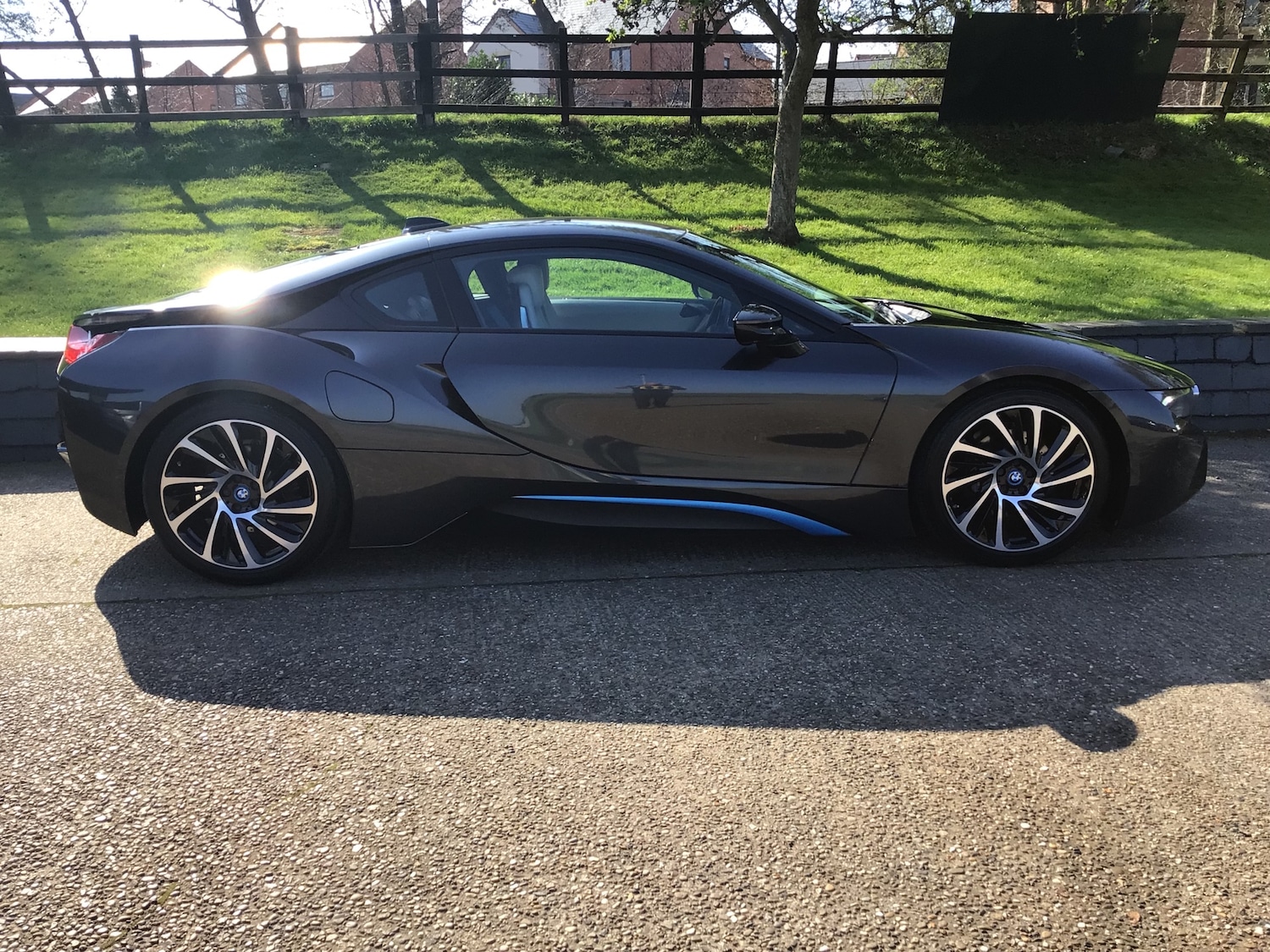 Used BMW i8 2015 for sale - 77965576: Photo 3
