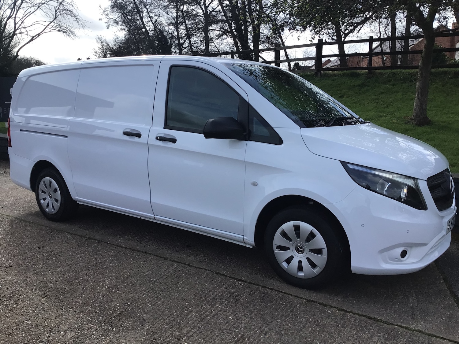 Used Mercedes-Benz Vito 2020 for sale - 77872388: Photo 2