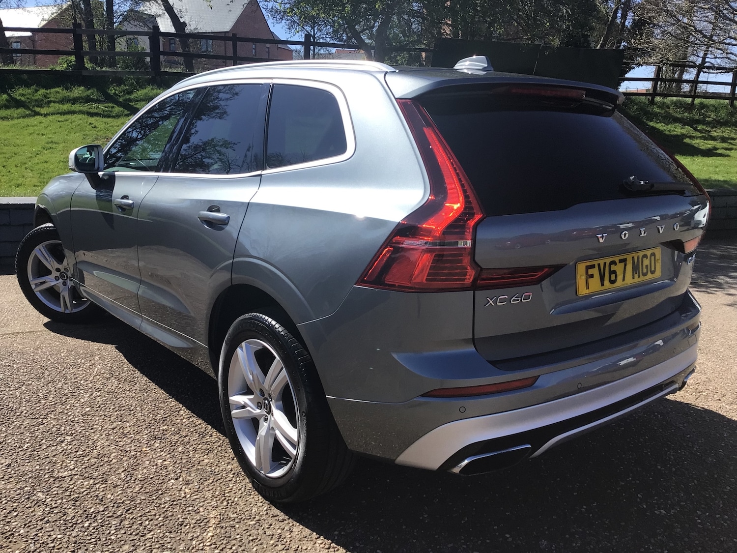 Used Volvo XC60 2017 for sale - 76681920: Photo 10