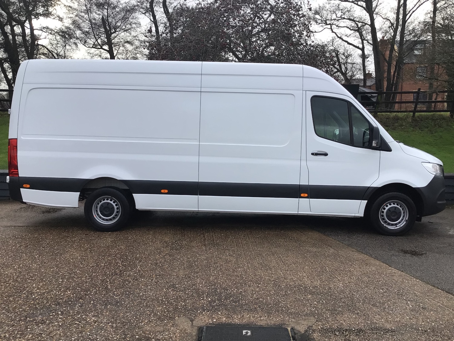 Used Mercedes-Benz Sprinter 2023 for sale - 77298703: Photo 3