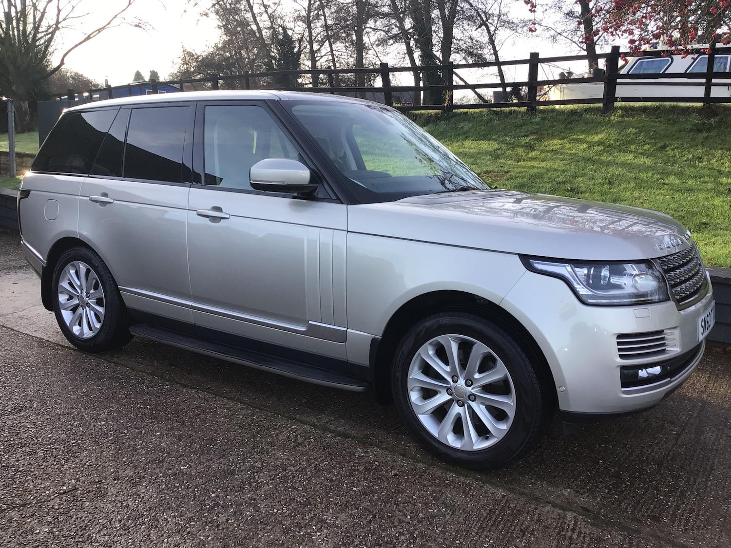 Used Land Rover Range Rover 2013 for sale - 76932176: Photo 2