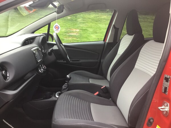 Used Toyota Yaris 2017 for sale - 74365236: Photo 18