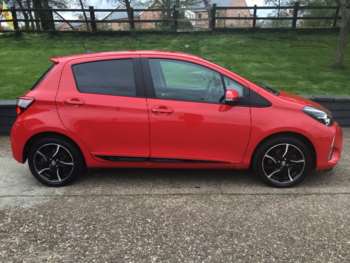 Used Toyota Yaris 2017 for sale - 74365236: Photo